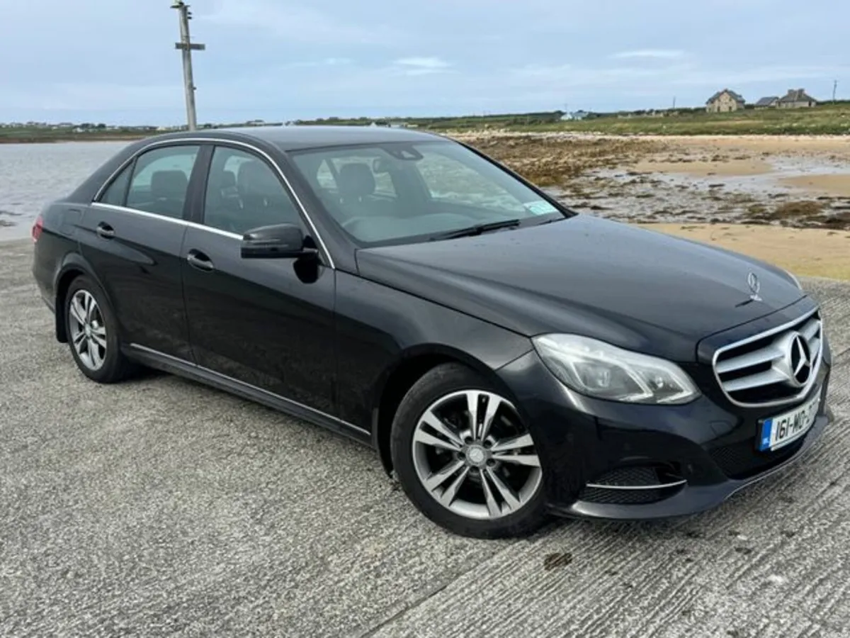 Mercedes-Benz E-Class E 220 Bluetec SE 4DR Auto - Image 1