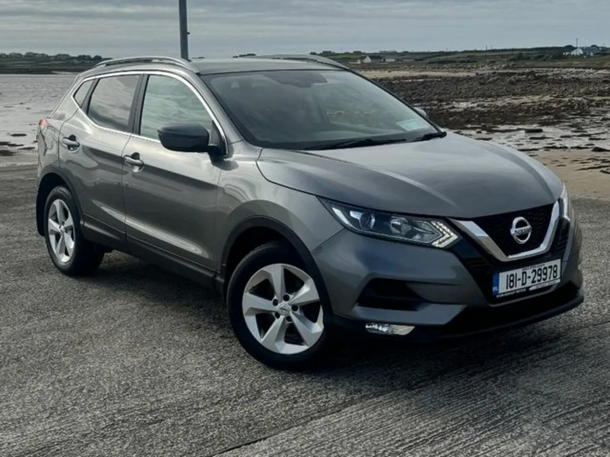 Nissan Qashqai 1.2 SV 18 4DR - Image 1