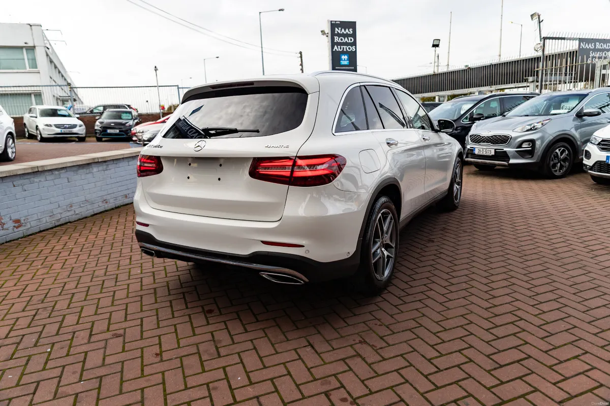 GLC220D 4MATIC SPORT 5DR ESTATE AUTOMATIC // BUY W - Image 3