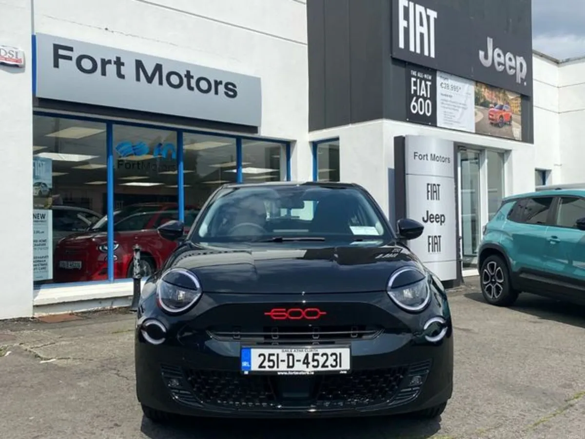 Fiat 600 Fully Electric EV, Red Model - Image 2