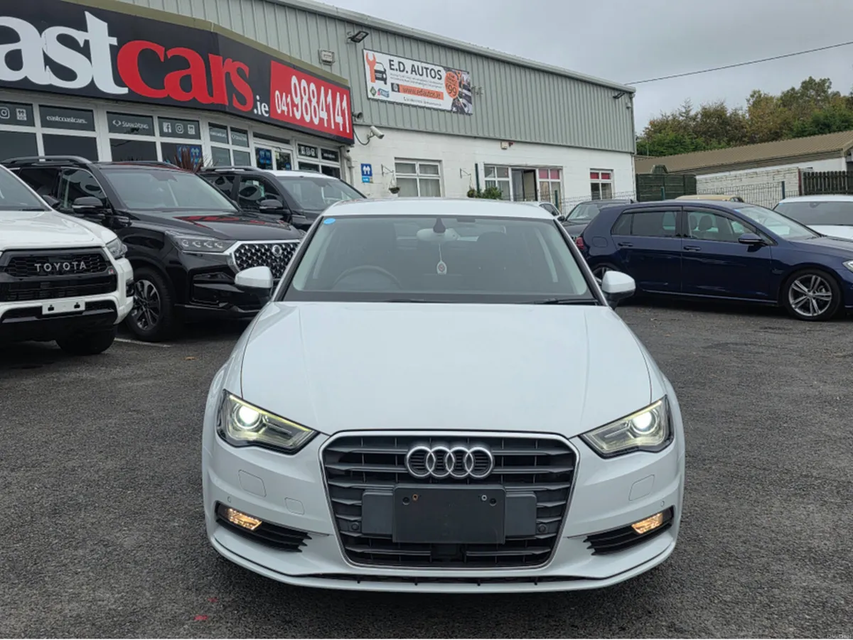 Audi A3 ( 152 REG1.4 TFSI AUTOMATIC PRIVACY GLASS - Image 4