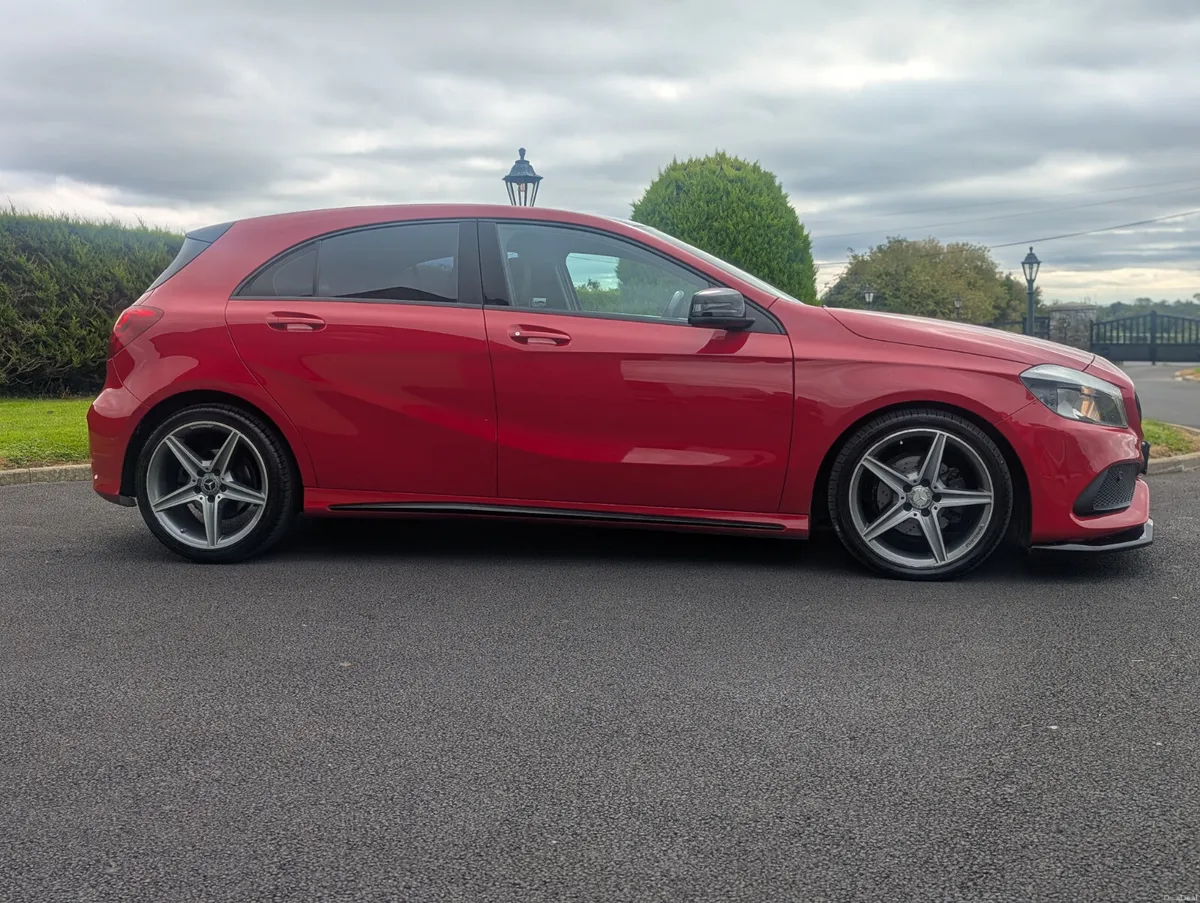 2018 Mercedes-Benz A-Class 2018 AMG LINE - Image 4