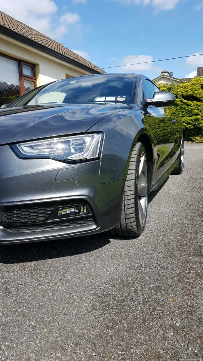 Audi A5 S-line Black Edition - Image 2