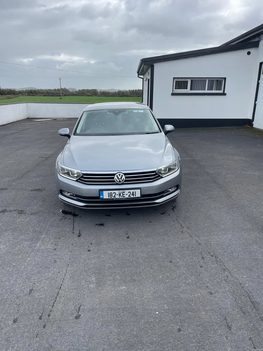 2018 Vw Passat highline - Image 1