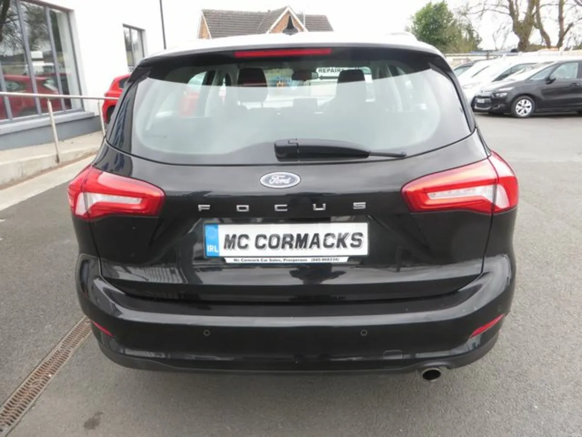 Ford Focus ZETEC TDCI - Image 4