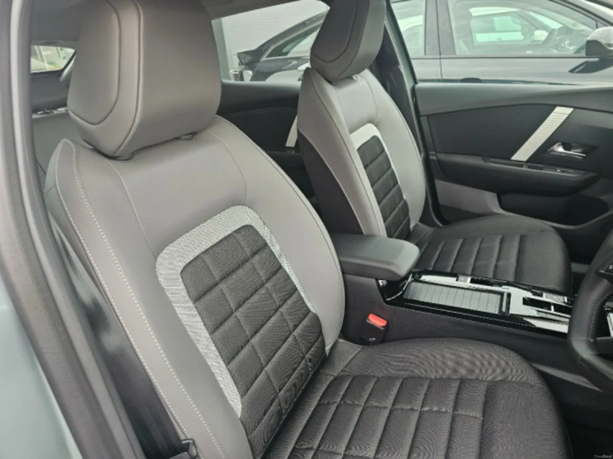 Citroen C4 MHEV AUTOMATIC - Image 2