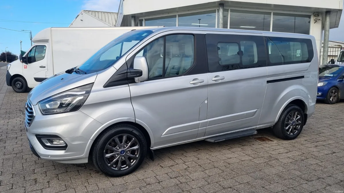212 FORD CUSTOM TOURNEO LWB TITANIUM X ,LEATHER - Image 1