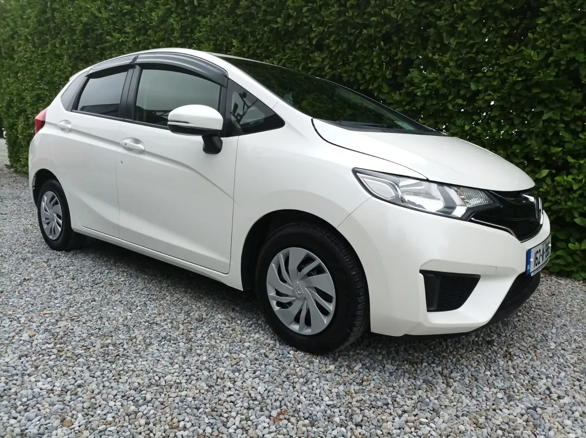 Honda Jazz 1.3 Automatic, 2016 - Image 1