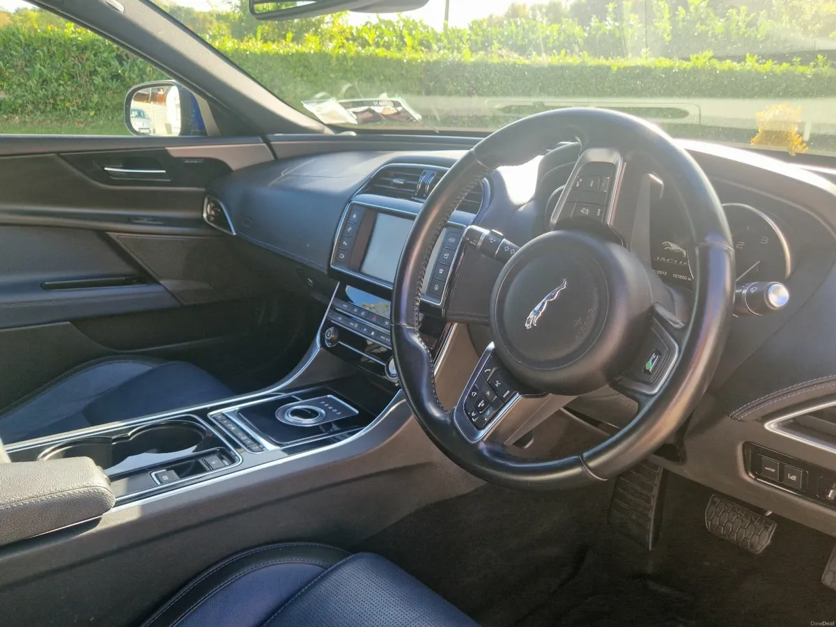 Jaguar XE 2.0D R SPORT 163BHP (new timing chain) - Image 4