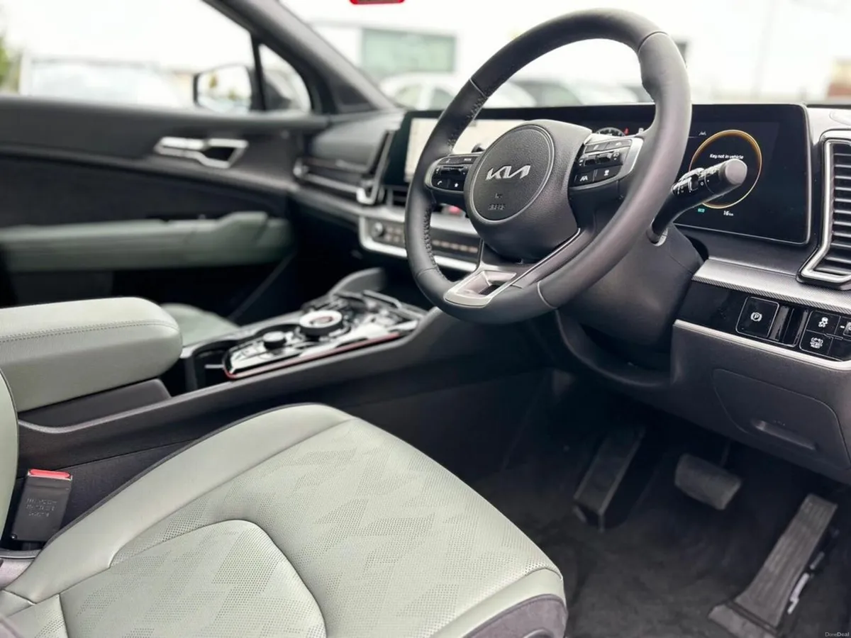 Kia Sportage 1.6 Hybrid (0% Finance available) - Image 2