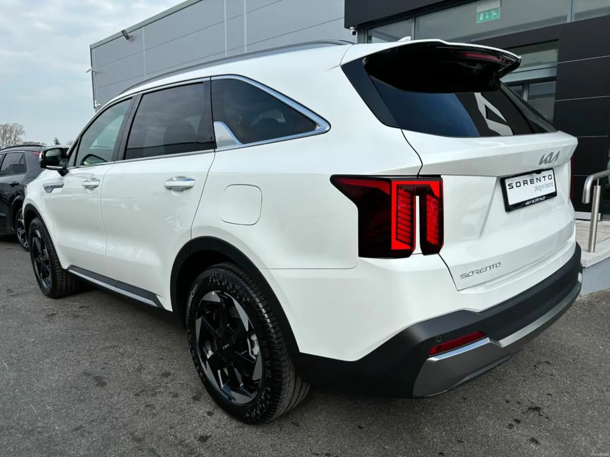 Kia Sorento 1.6 Plug In Hybrid PE (7 Seater ) - Image 3