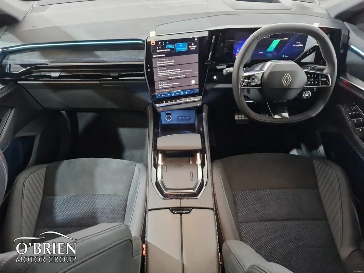 Renault Rafale E-TECH Hybrid 200 Auto esprit Alpin - Image 2