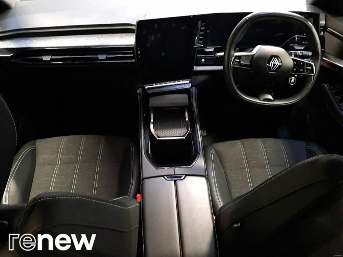 Renault Austral E-TECH Hybrid 200 techno - Image 2