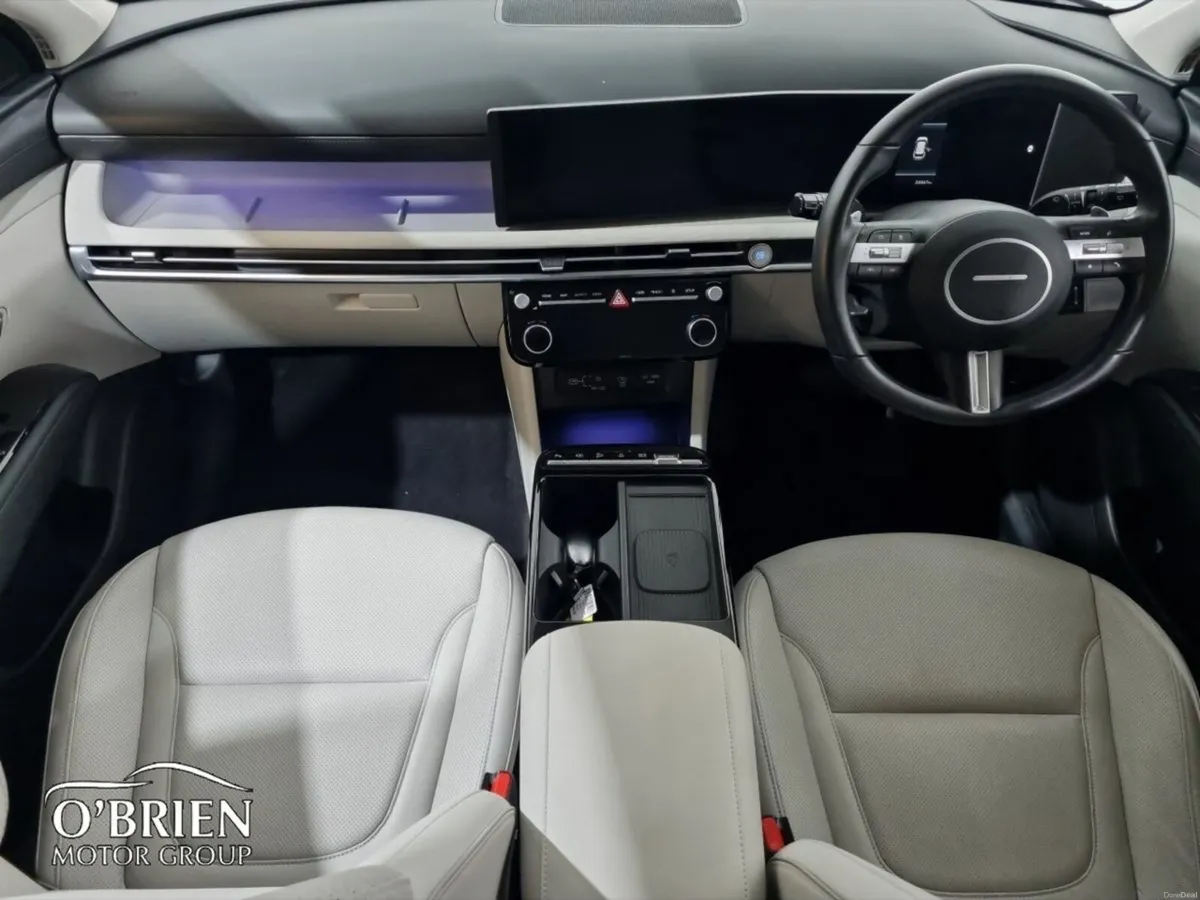 Hyundai Tucson Tucson FL 2WD Executive PHEV Auto - Image 2