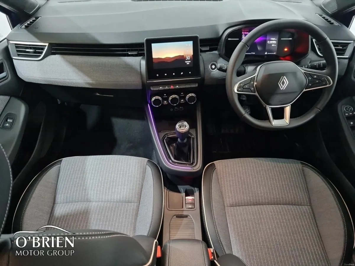 Renault Clio TCe 90 DFull Techno - Image 2