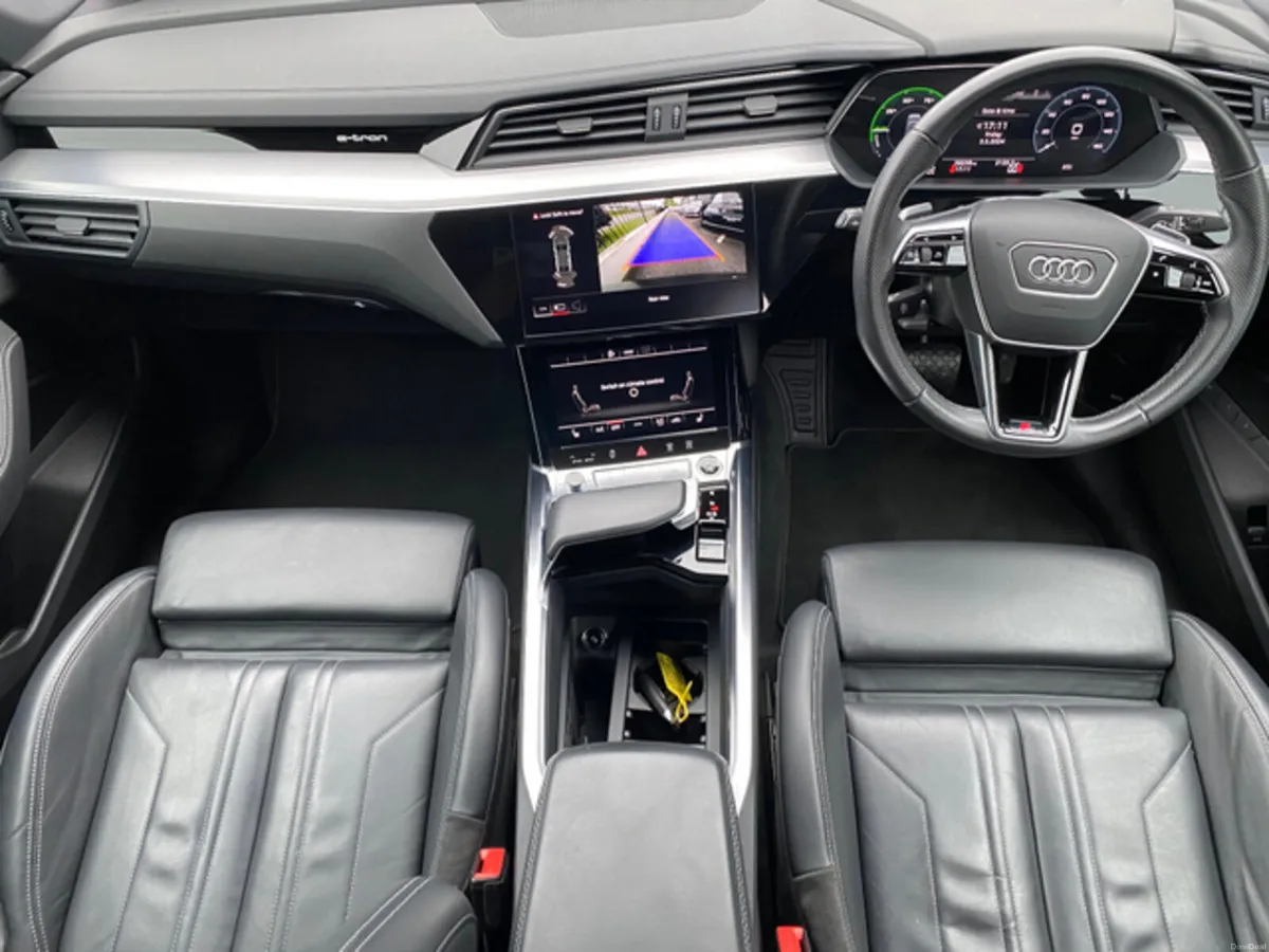 AUDI E-TRON S LINE 55 QUATTRO SPORTBACK // 95 KwH - Image 2