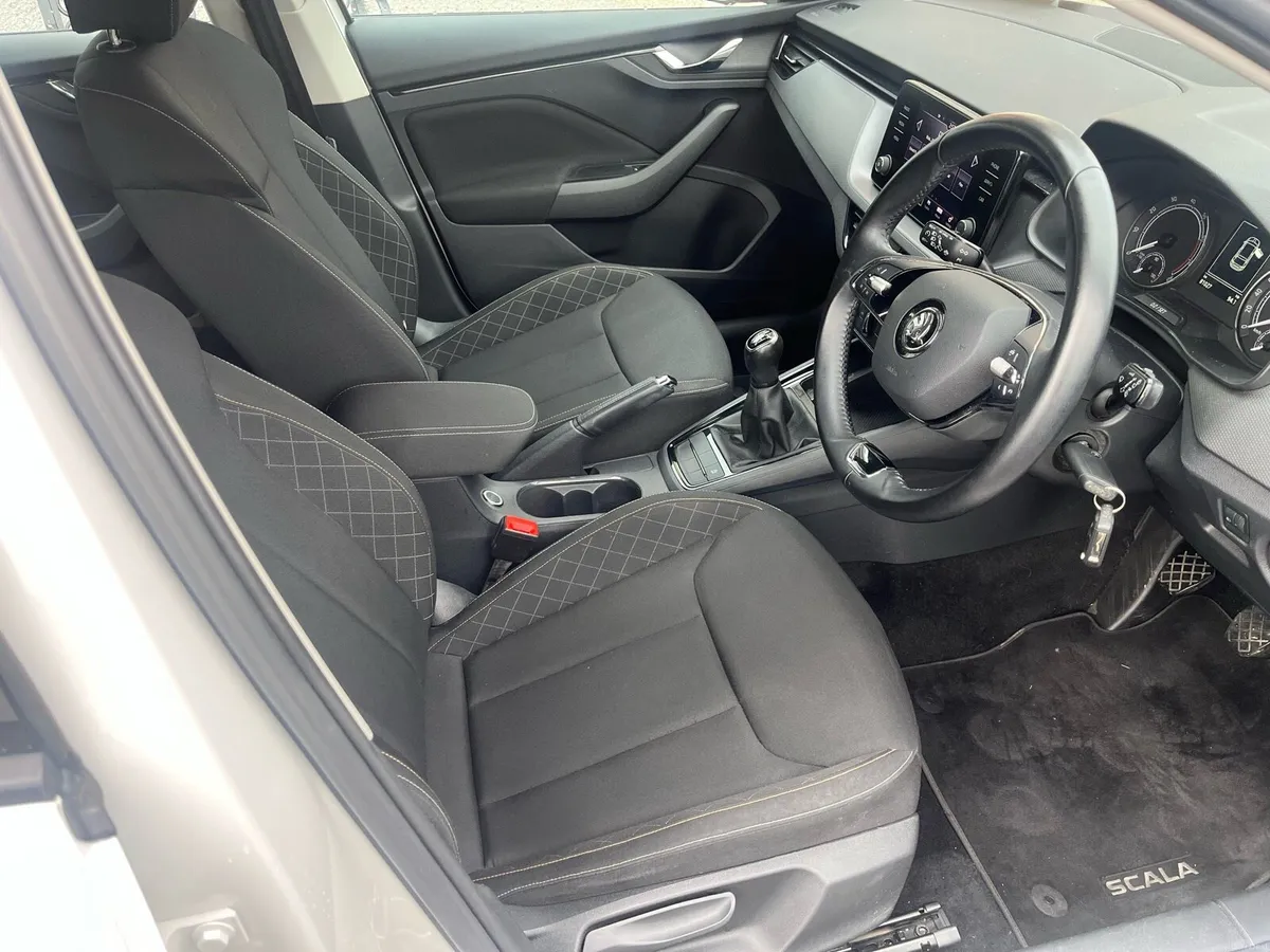 2022 Skoda scala ambition 1.0 TSI petrol - Image 5
