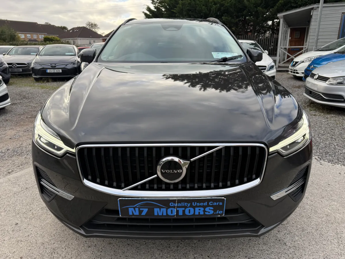 2022 Volvo XC60  2.0 MOMENTUM AUTO - Image 3
