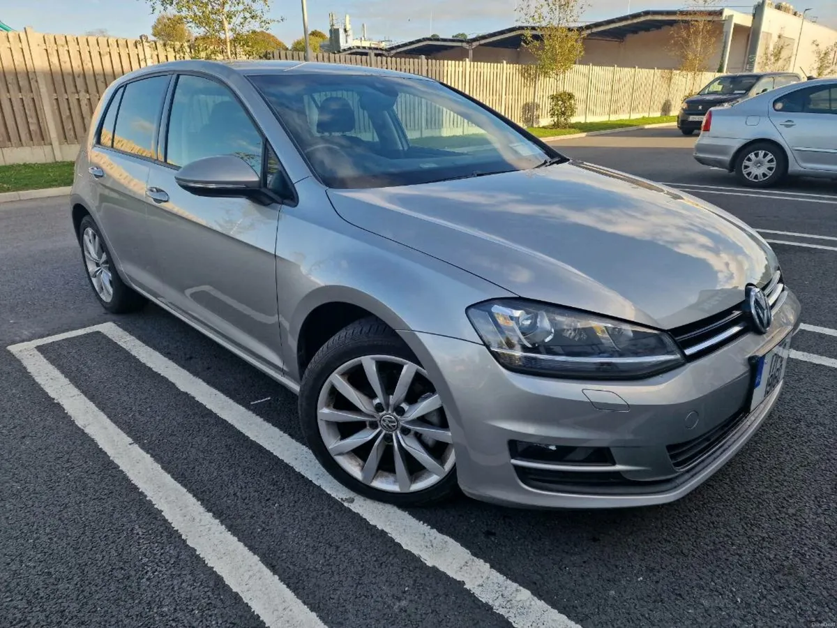 Volkswagen Golf 2015 1.2LAuto29k  km only warranty - Image 1