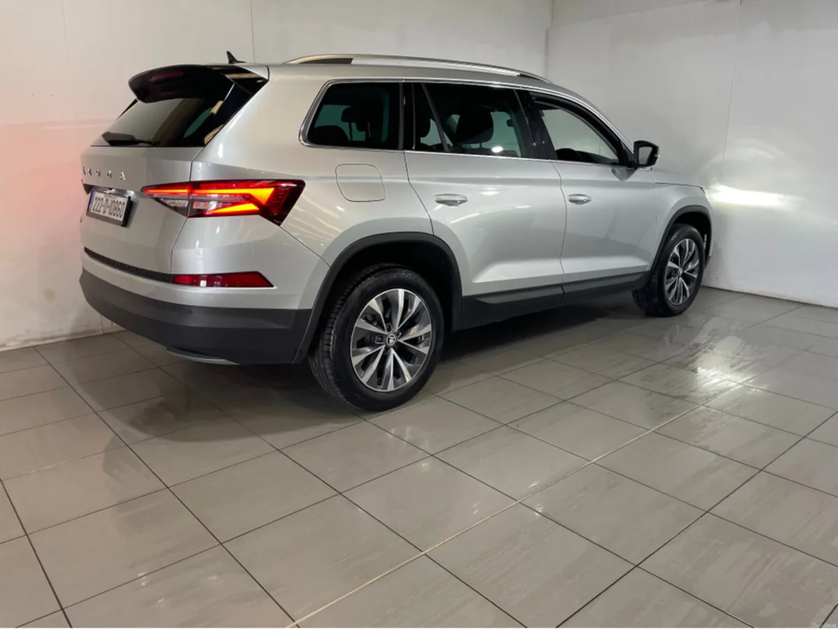 Skoda Kodiaq AMBITION 2.0 TDI 150HP AUTO 7 SEATER - Image 3