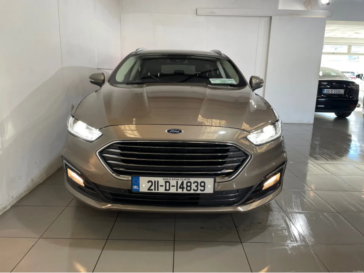 Ford Mondeo TITANIUM ESTATE AUTOMATIC 2.0 TD 150BH - Image 2