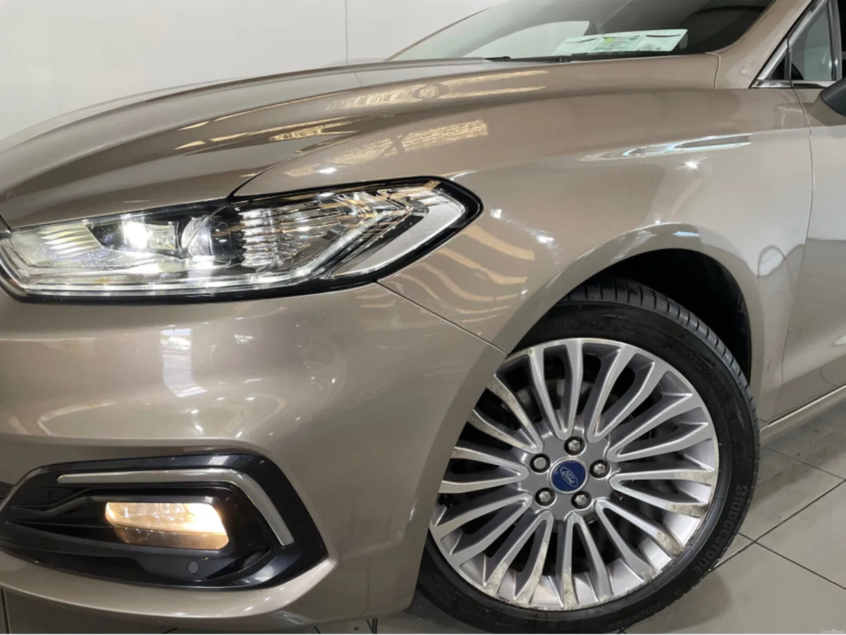 Ford Mondeo TITANIUM ESTATE AUTOMATIC 2.0 TD 150BH - Image 4