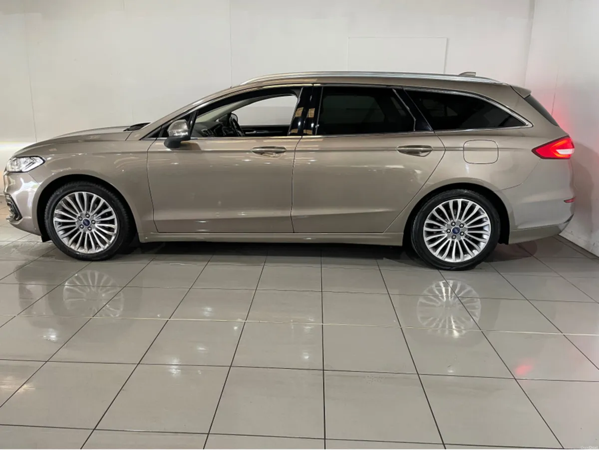 Ford Mondeo TITANIUM ESTATE AUTOMATIC 2.0 TD 150BH - Image 6