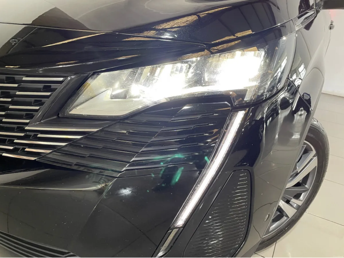 Peugeot 3008 ALLURE 1.5 BLUE HDI 130 FULL SERVICE - Image 5