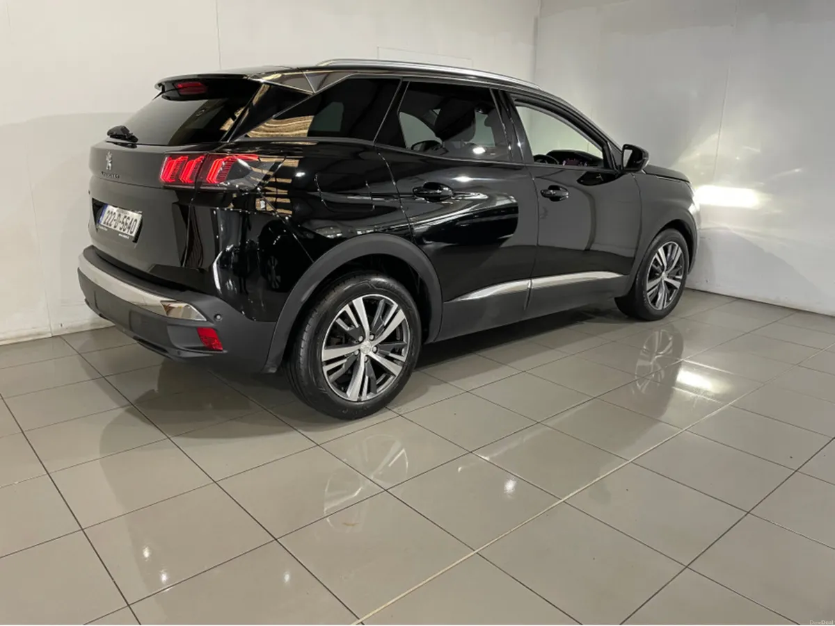 Peugeot 3008 ALLURE 1.5 BLUE HDI 130 FULL SERVICE - Image 3