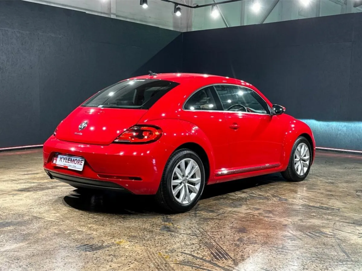 Volkswagen Beetle AUTOMATIC 1.2L TSI - REVERSE CAM - Image 4