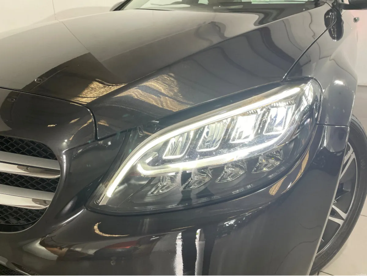 Mercedes-Benz C-Class 200 D 4DR AUTO - Image 3