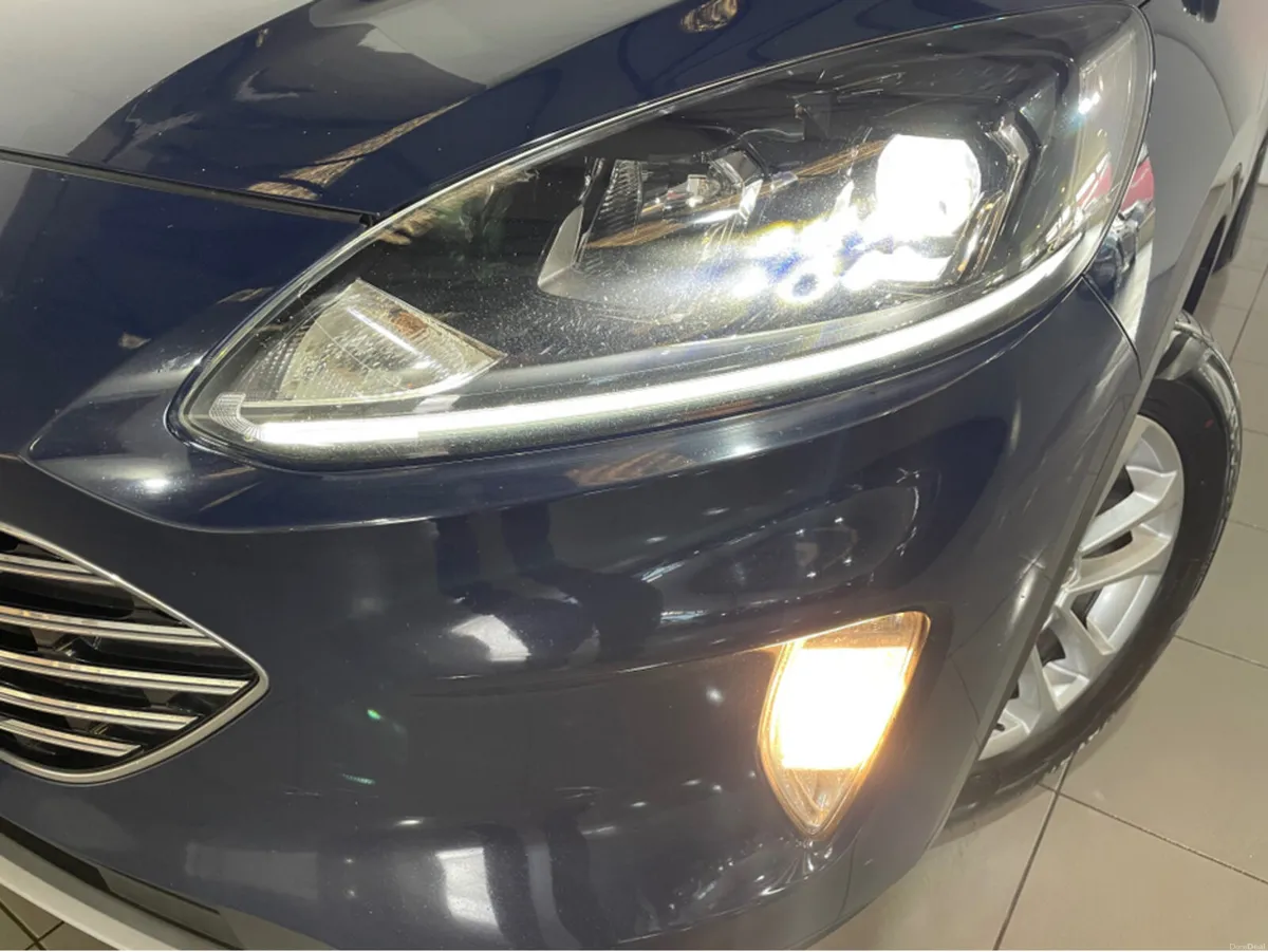 Ford Kuga TITANIUM 1.5 DIESEL - Image 4