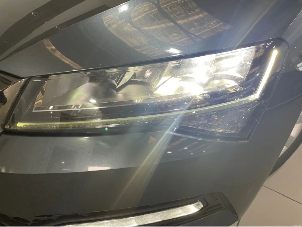 Skoda Superb AMBITION 2.0 TDI 150HP - Image 4