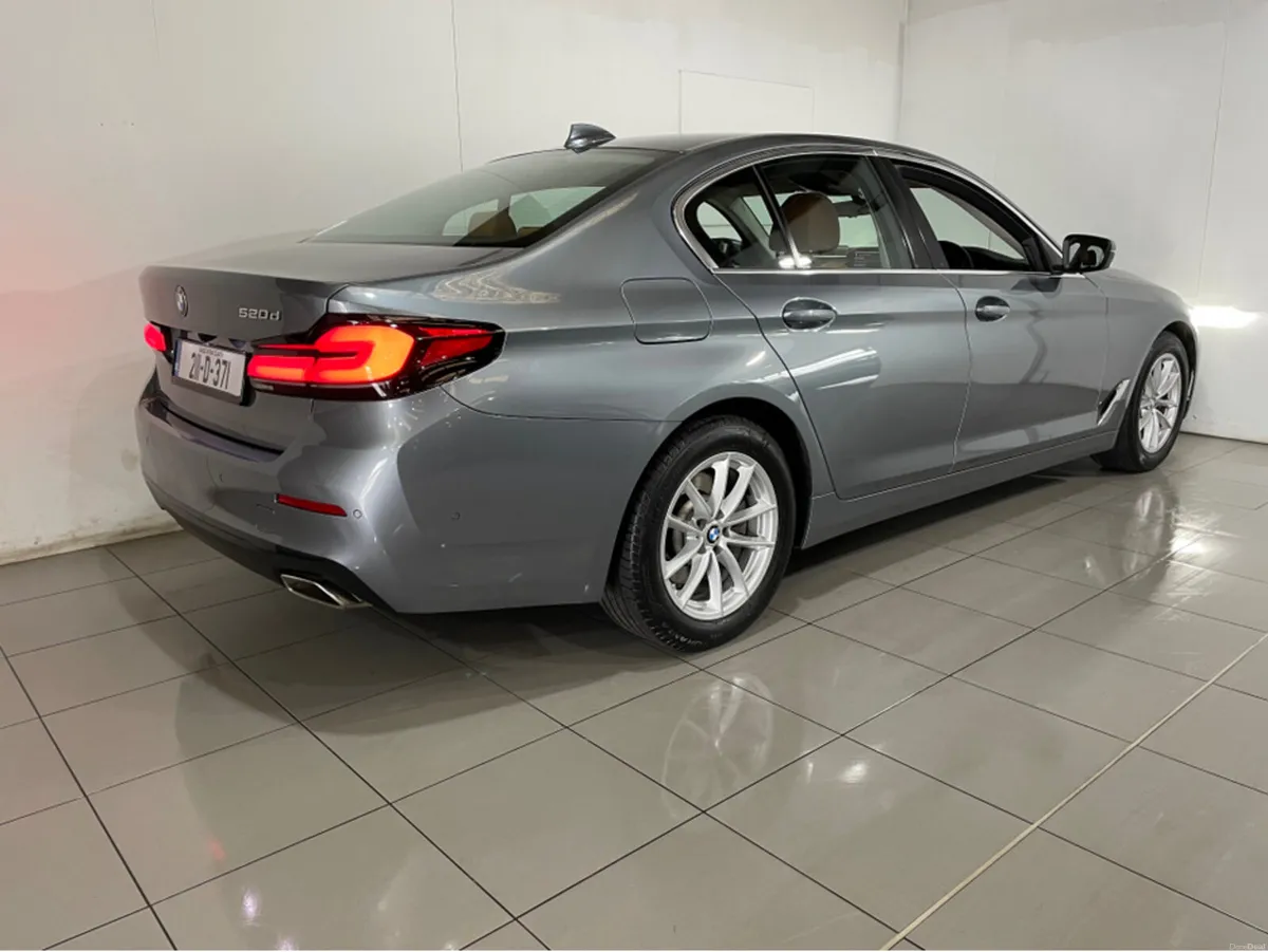 BMW 5-Series DIESEL AUTO TAN LEATHER + REAR CAMERA - Image 5