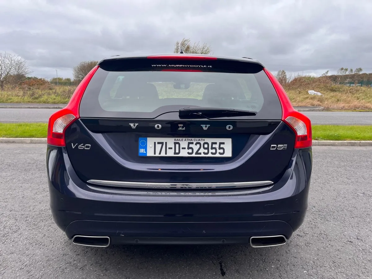 Volvo V60 D5 NCT 01/27 - Image 4