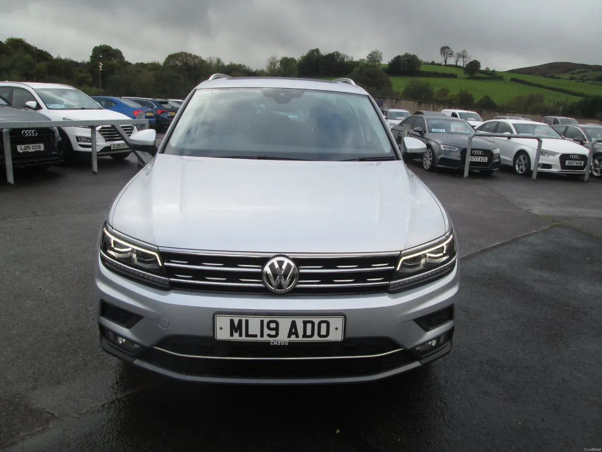 2019  VOLKSWAGEN  TIGUAN   AUTOMATIC  2.0  TDI - Image 3