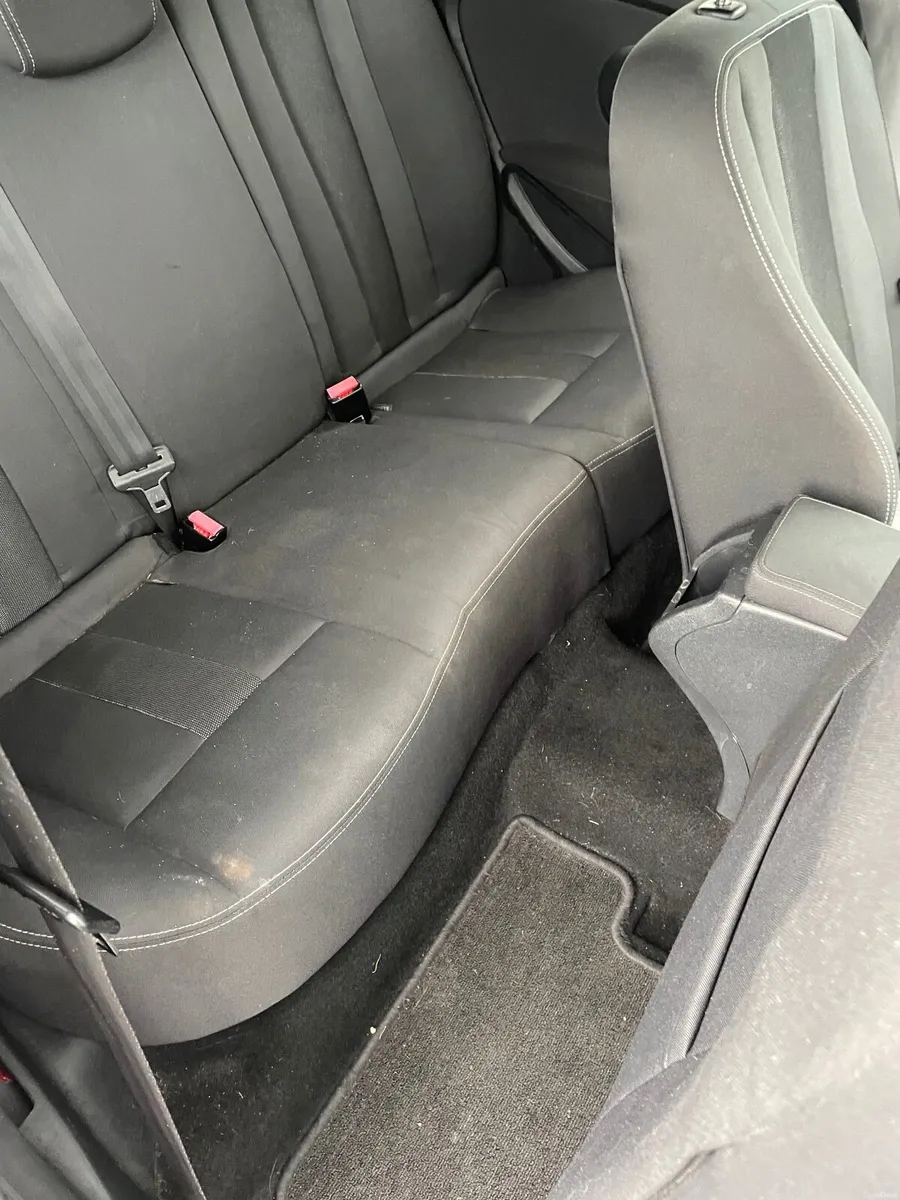 Renault Megane 2010 - Image 3