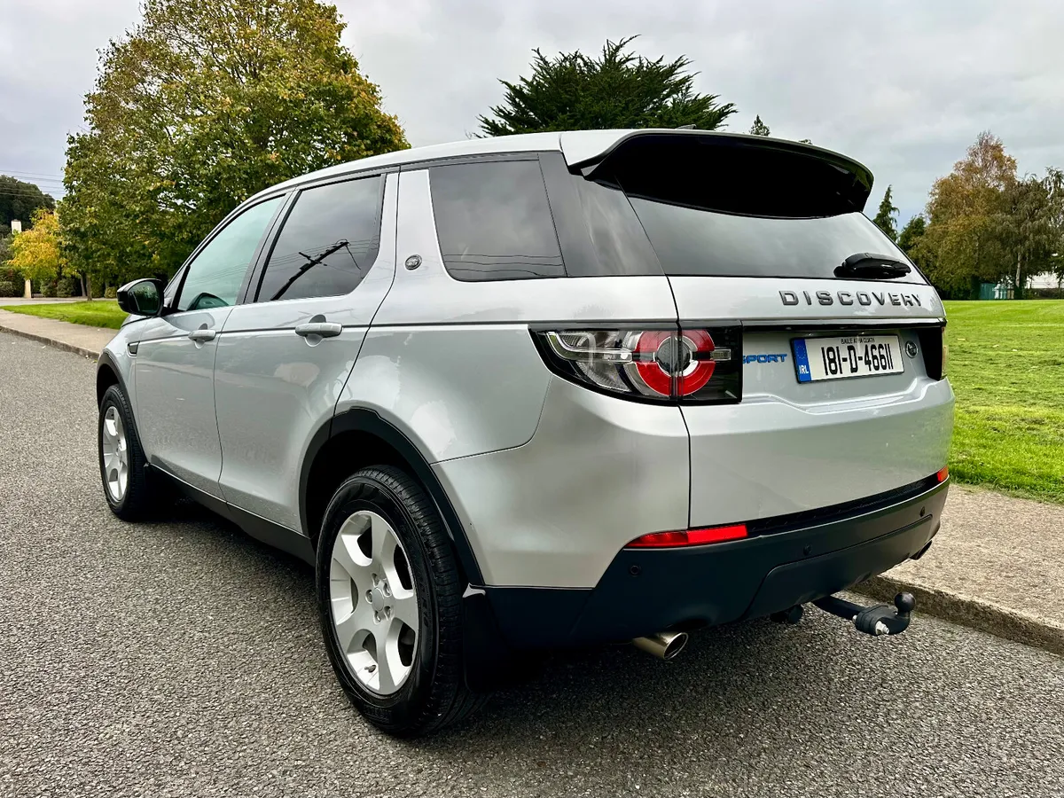 Land Rover Discovery Sport | January 2028 nct. - Image 3