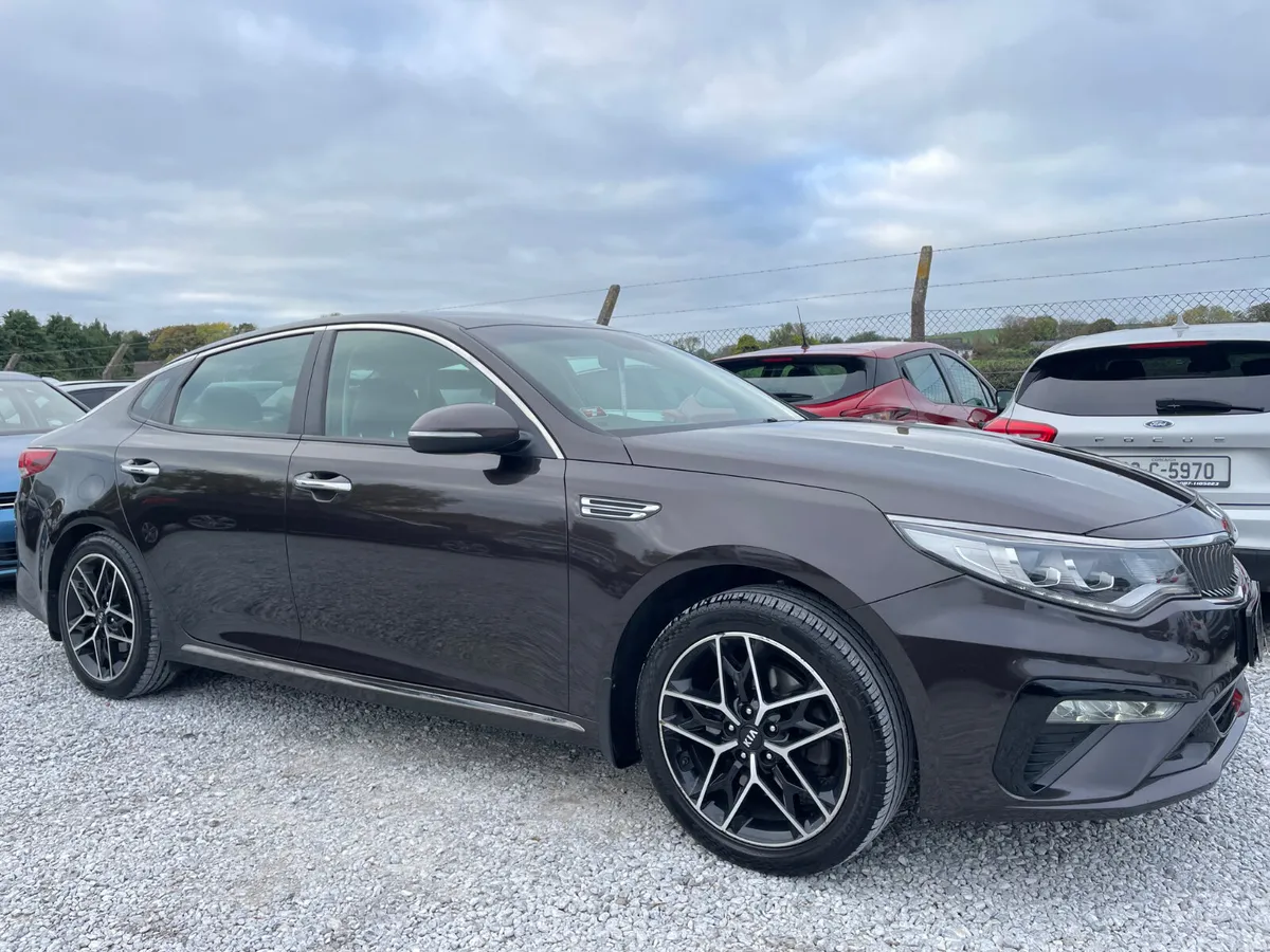 Kia Optima Executive - Image 2