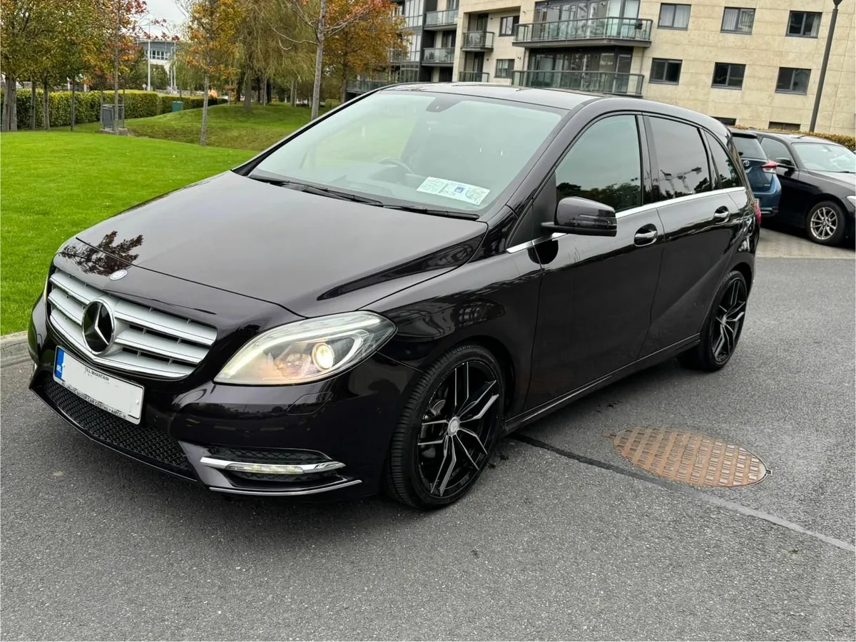 Mercedes-Benz B-Class 2014 - Image 2