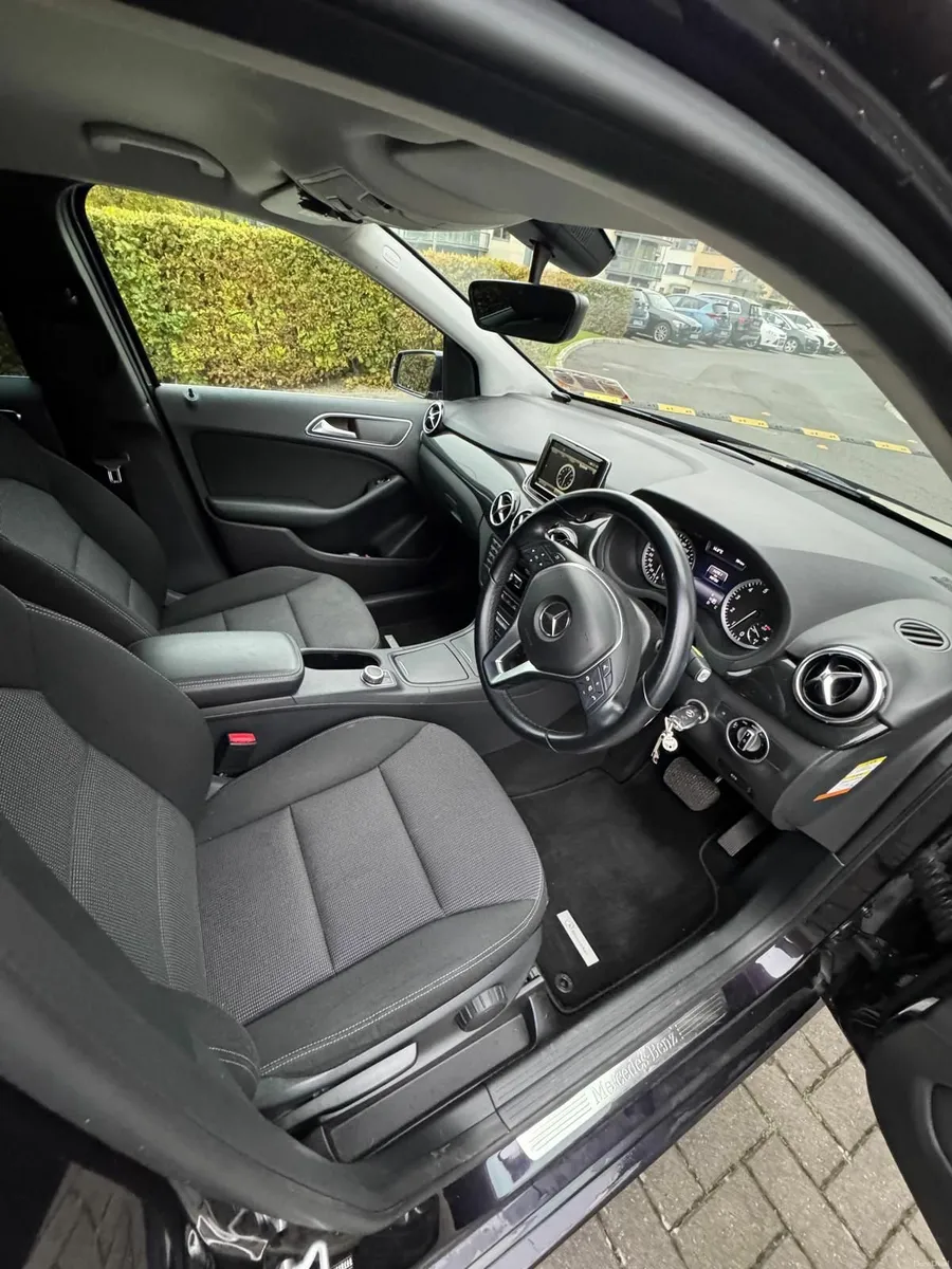 Mercedes-Benz B-Class 2014 - Image 4