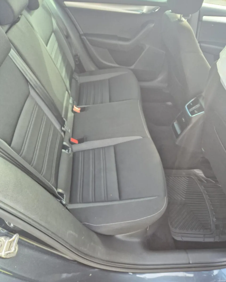 2017 (172) SKODA OCTAVIA 1.6 TDI 115HP AMBITION - Image 3