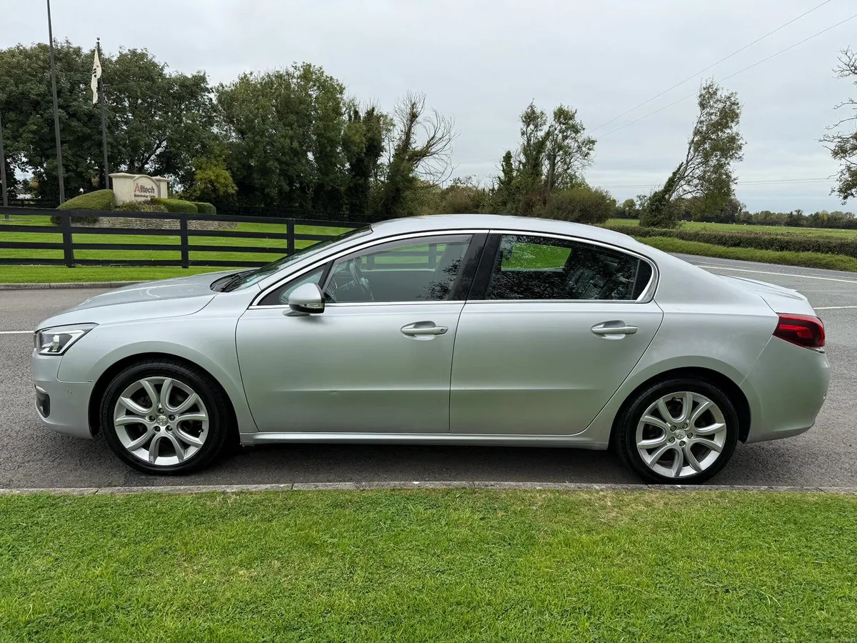 HIGH SPEC ALLURE MODEL NCT 11/26 - Image 4