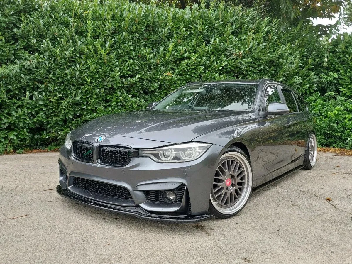 2018 BMW 318D SPORT TOURER - Image 2
