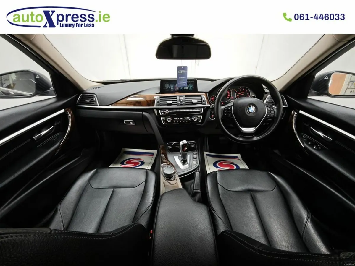 BMW 3-Series 320D Luxury Automatic, Reversing came - Image 4