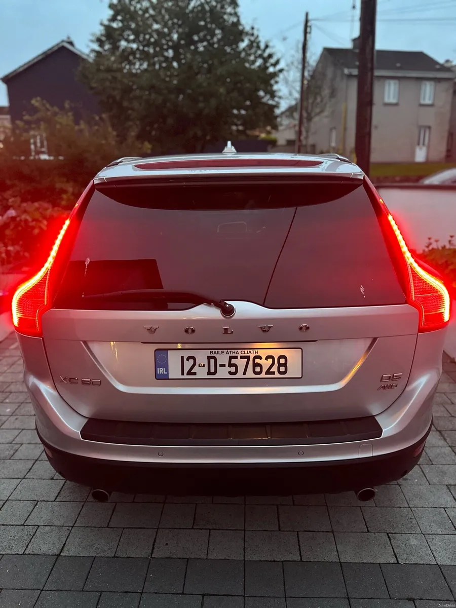 Volvo xc60 2012 - Image 4