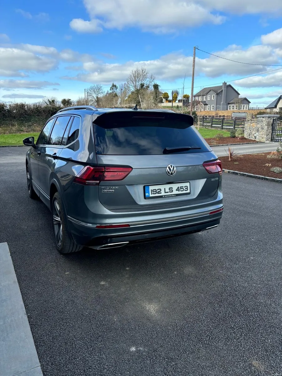 Volkswagen Tiguan all space 7 seater - Image 3