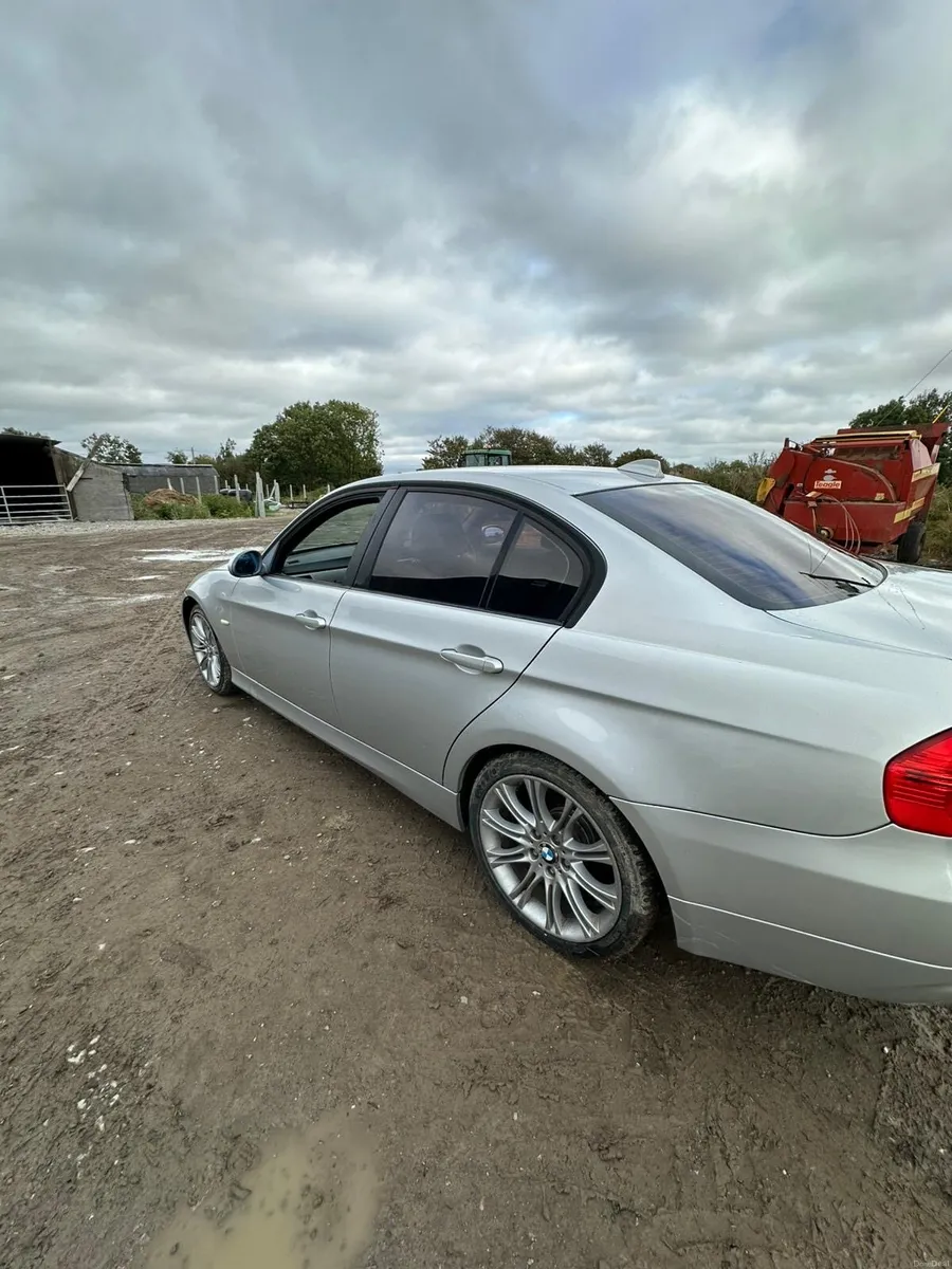 BMW 320d - Image 4