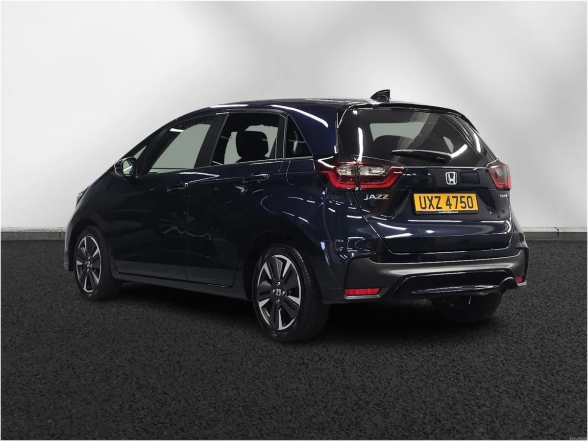 Honda Jazz Hatchback Advance - Image 3