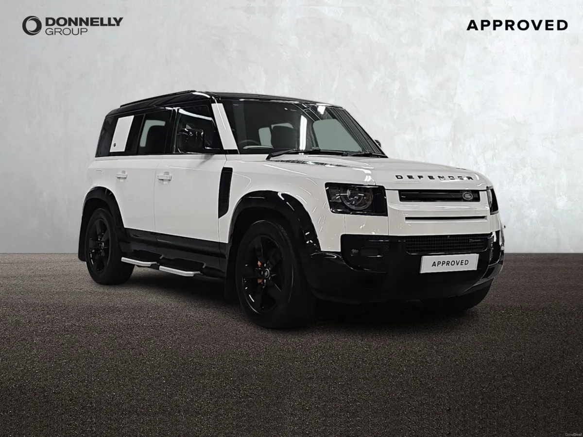 Land Rover Defender Diesel Estate X-Dynamic HSE - Image 1